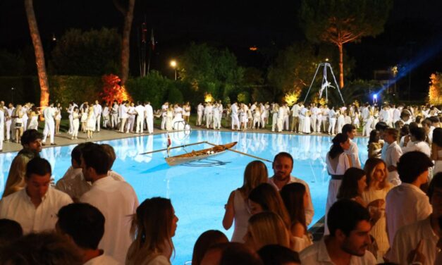 Torna il White Party dei record: giovani under 35 in festa al Circolo Canottieri Roma