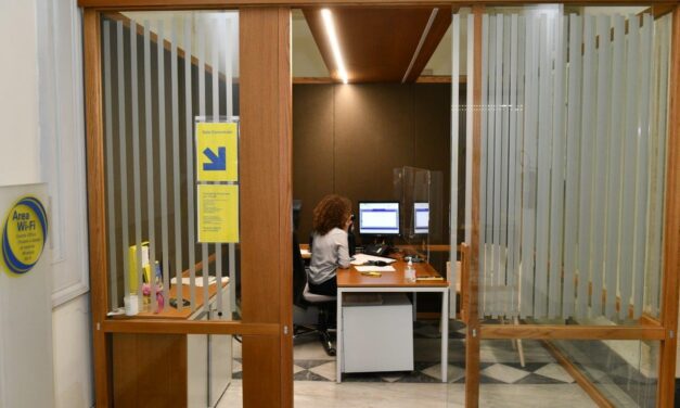 In provincia di Roma ultimi giorni per candidarsi alle selezioni di Poste Italiane per consulenti finanziari